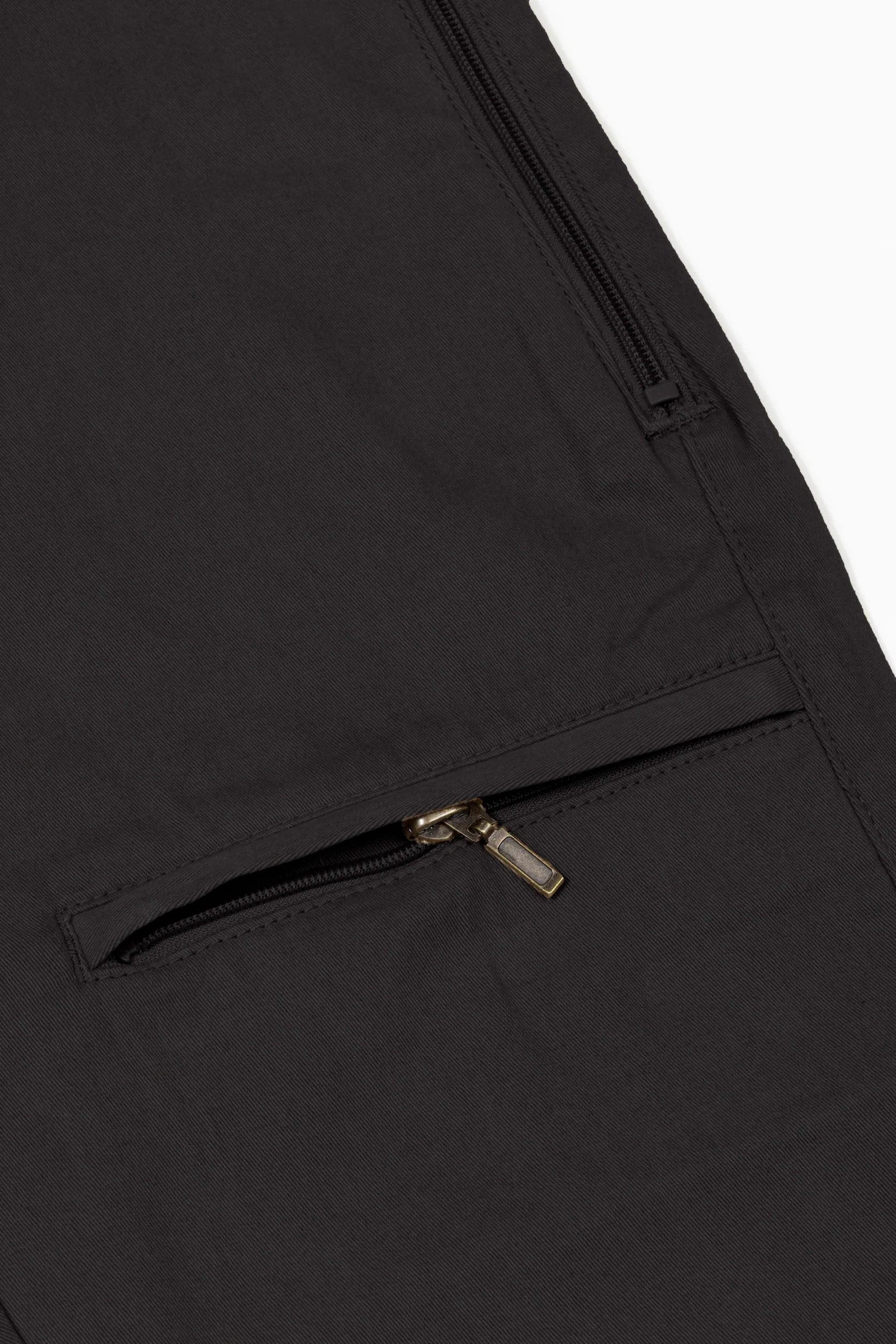 No Limbits pants front pocket