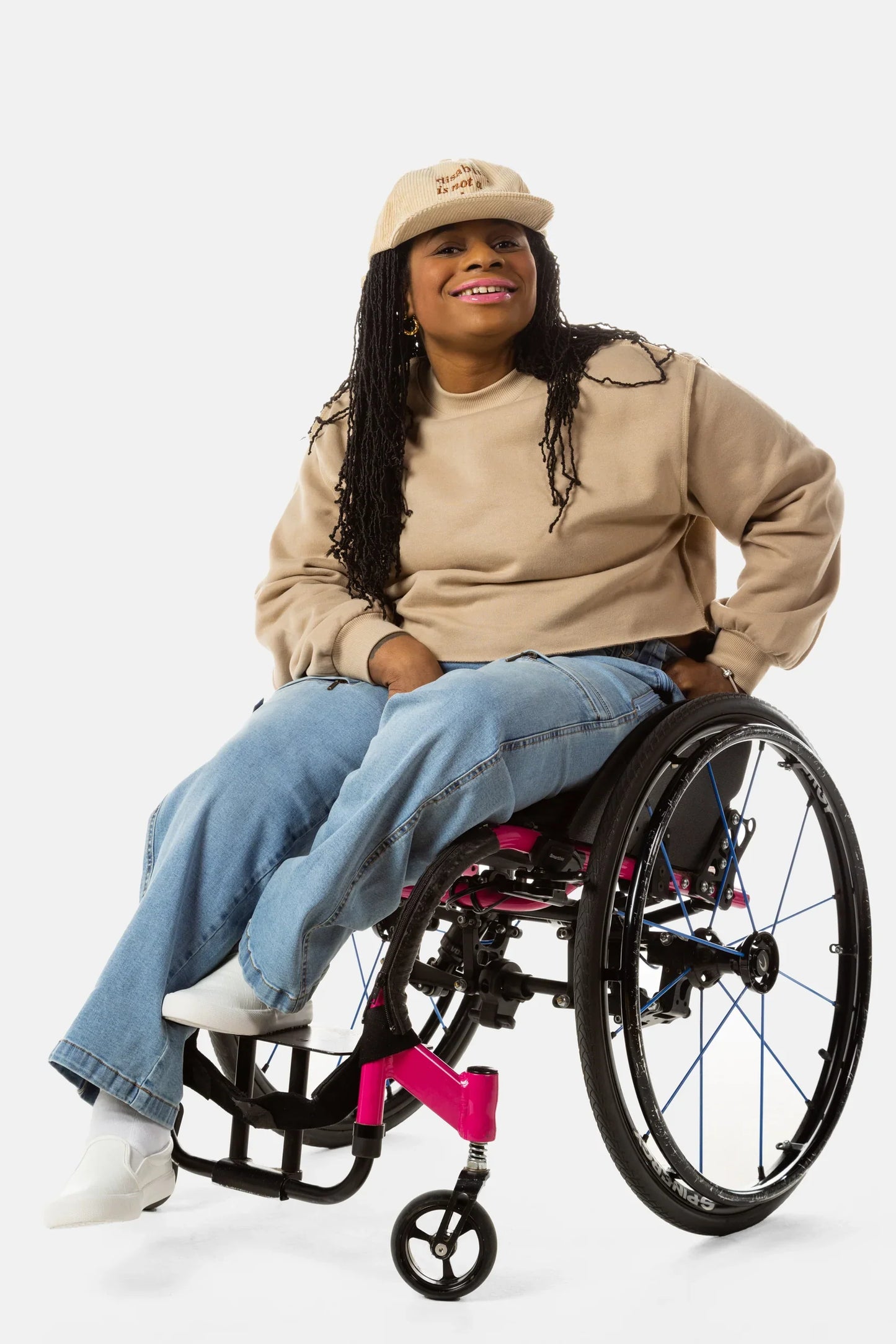 No Limbits woman with wheelchair pant on a wheelchair