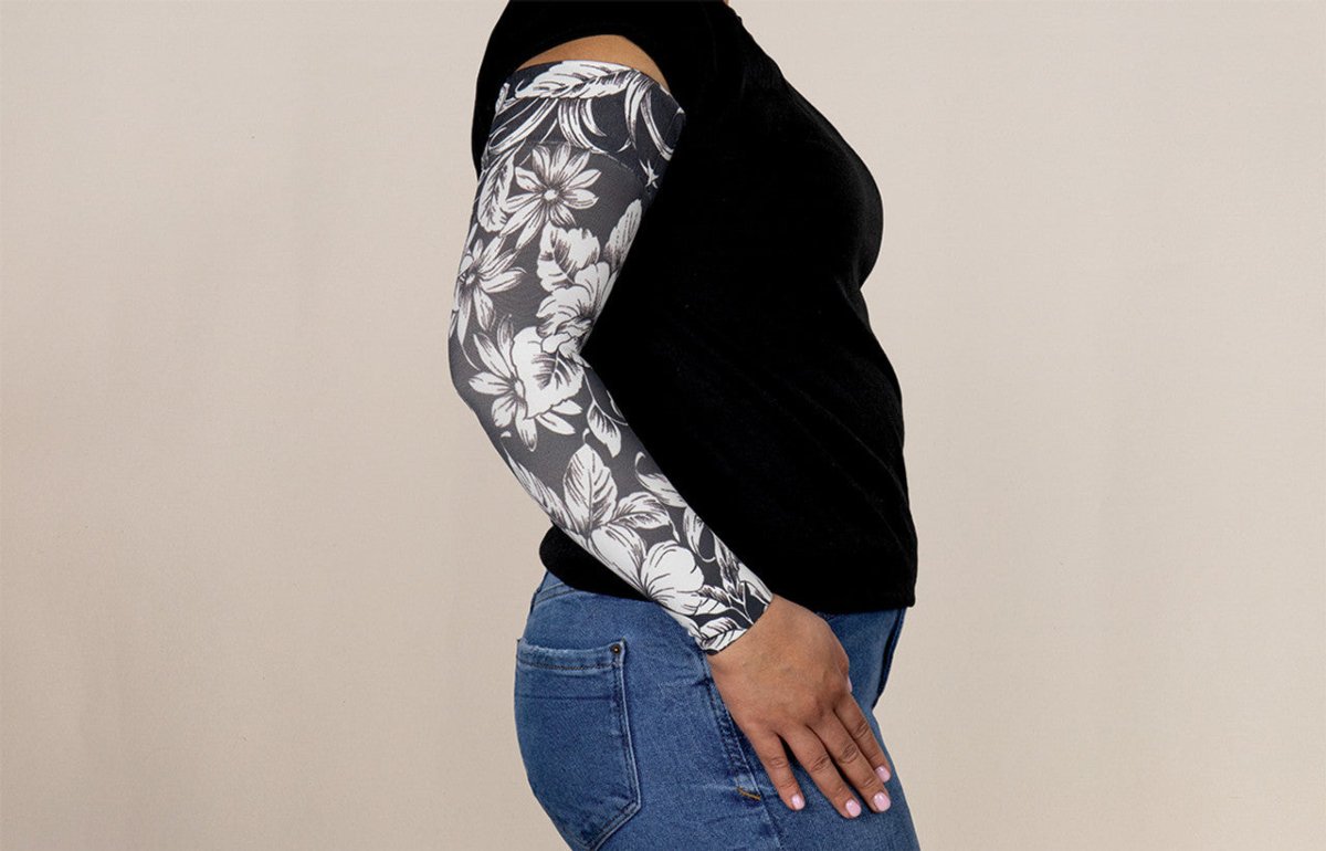 Compression Arm Sleeve For Lymphedema and Swelling | Bali Night Arm Sleeve LympheDIVAS - AskSAMIE: Answers for Accessibility