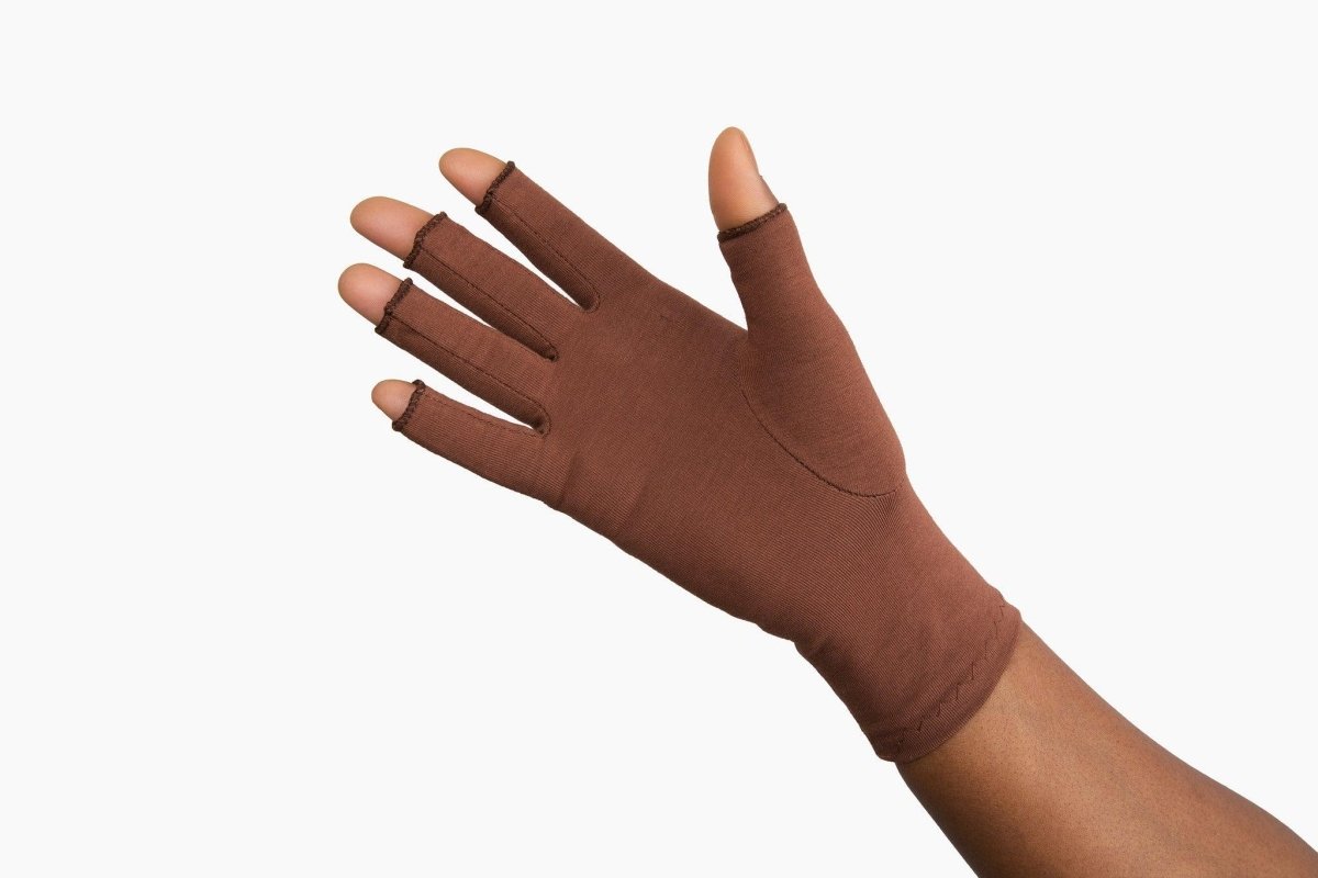Compression Gloves by Grace & Able: Comfy Cotton For Snug Support Grace & Able - AskSAMIE: Answers for Accessibility
