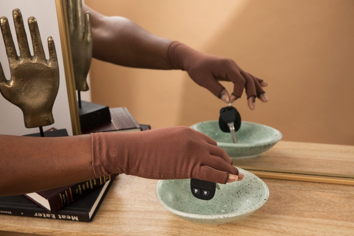 Compression Gloves by Grace & Able: Comfy Cotton For Snug Support Grace & Able - AskSAMIE: Answers for Accessibility