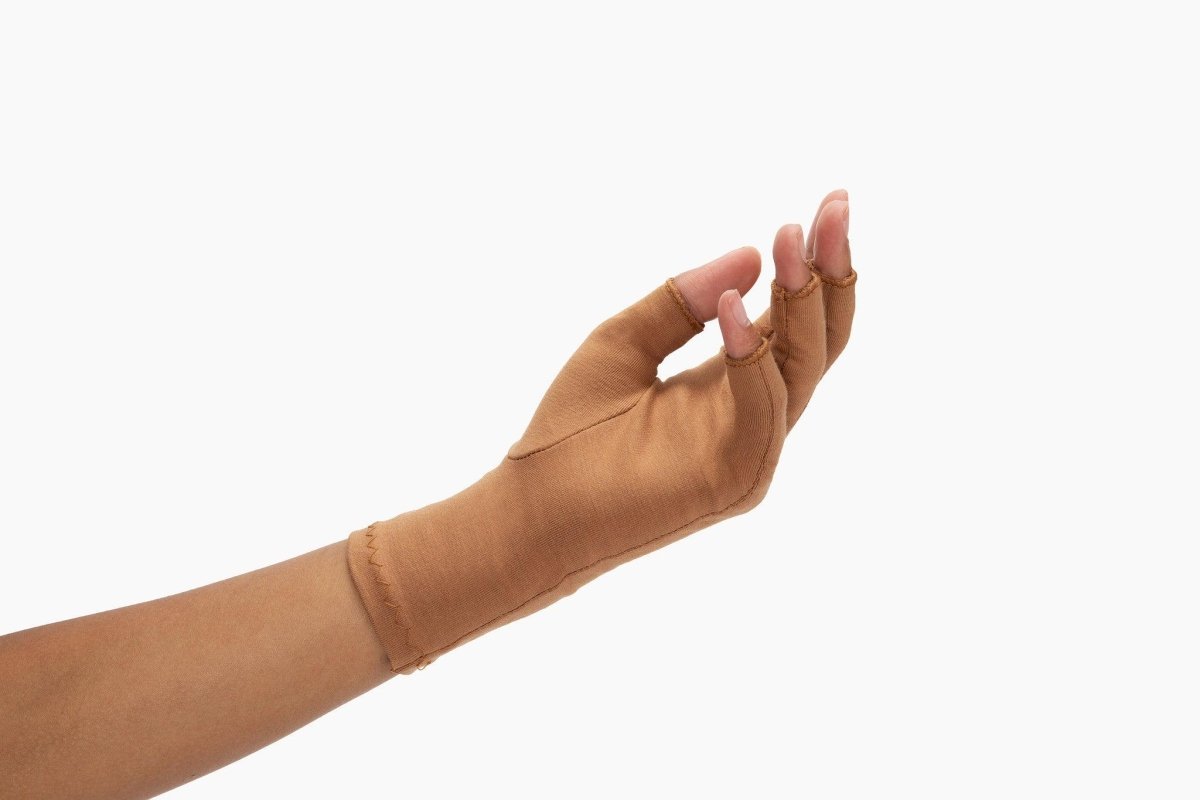 Compression Gloves by Grace & Able: Comfy Cotton For Snug Support Grace & Able - AskSAMIE: Answers for Accessibility