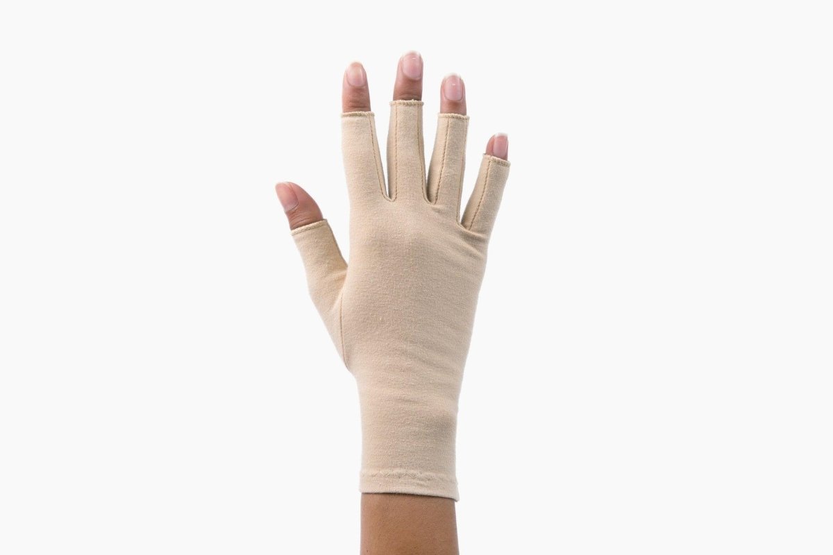 Compression Gloves Relief From Arthritis: Comfy Cotton Grace & Able - AskSAMIE: Answers for Accessibility