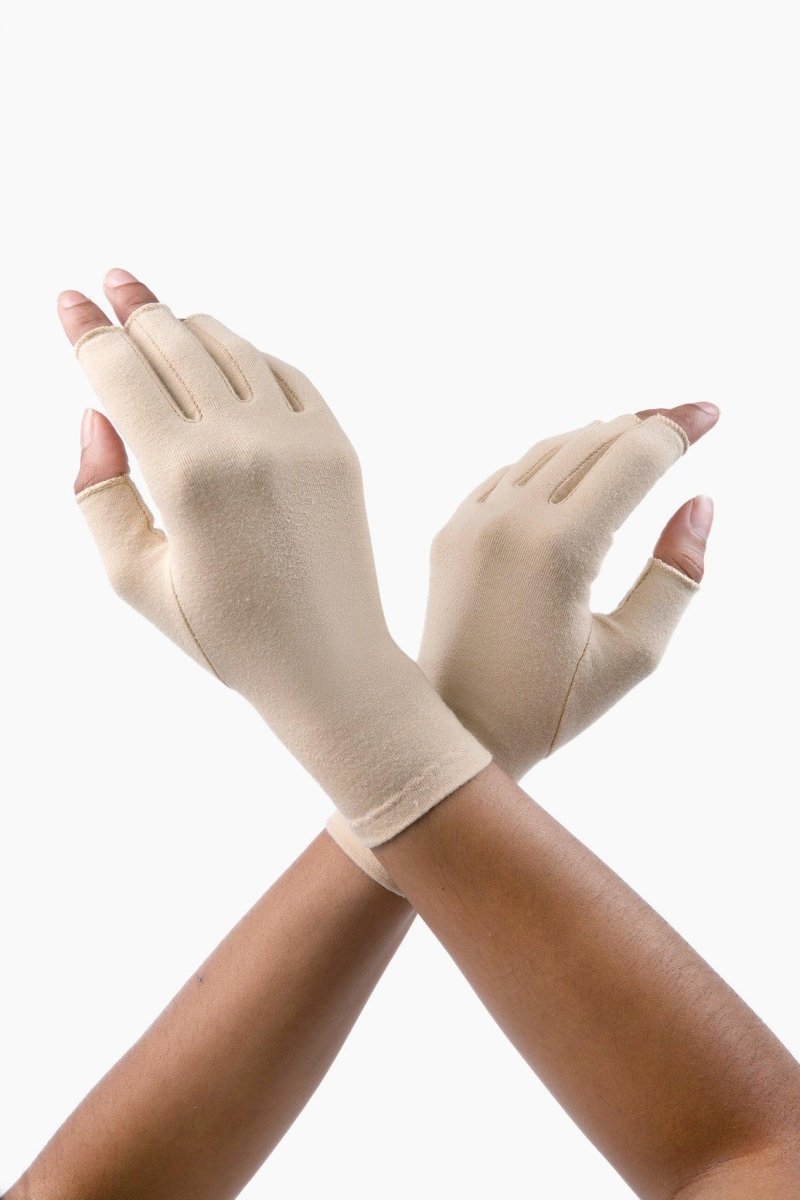Compression Gloves Relief From Arthritis: Comfy Cotton Grace & Able - AskSAMIE: Answers for Accessibility