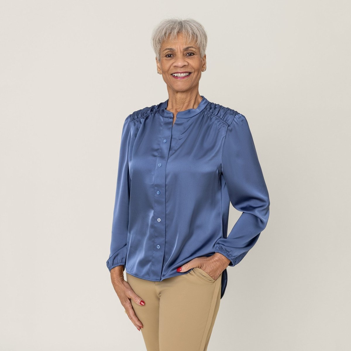 Everyday Magnetic Button Blouse for Women Joe & Bella - AskSAMIE: Answers for Accessibility