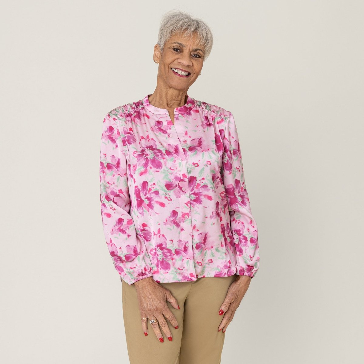 Everyday Magnetic Button Blouse for Women Joe & Bella - AskSAMIE: Answers for Accessibility