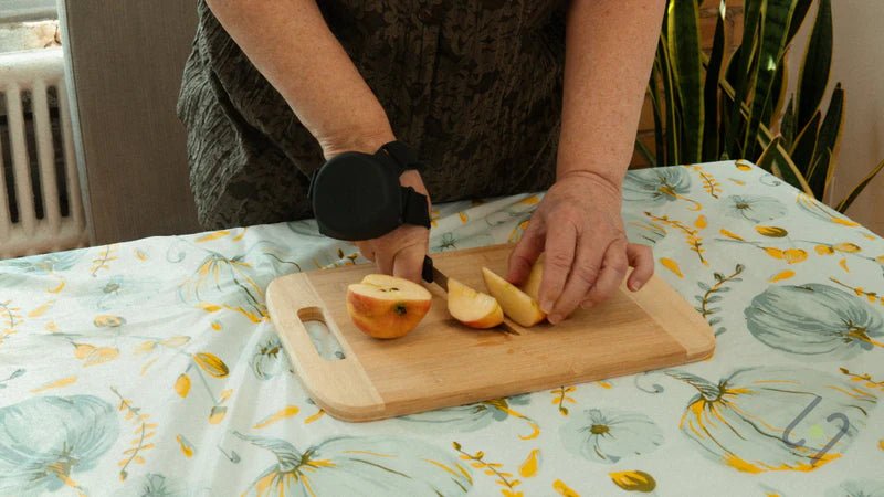 Steadi - 3 | Anti - Tremor Glove Purchase Steadiwear - AskSAMIE: Answers for Accessibility